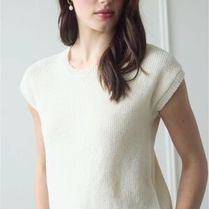 BACK SHEER TIE SHORT SLEEVE KNIT SWEATER